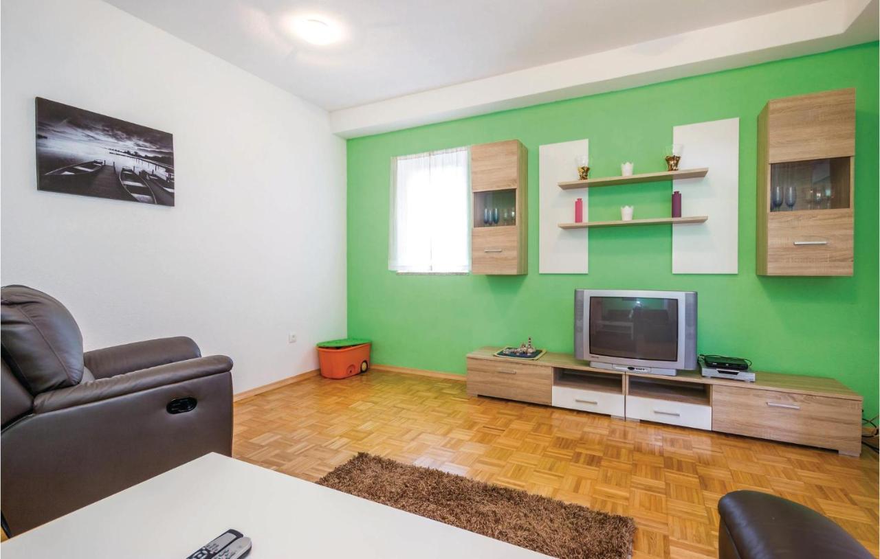 Stunning Apartment In Matulji Esterno foto